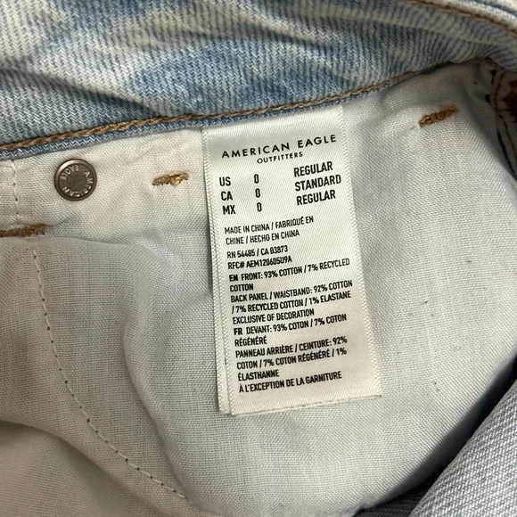 American Eagle distressed mom jeans size 0 - Picture 7 of 7